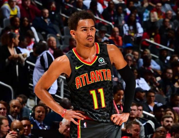 艾顿：我来湖人是填补空缺的，他们长期缺少攻守兼备的大个子（艾顿：加盟湖人是为补短板，球队长期缺少攻防一体的内线）