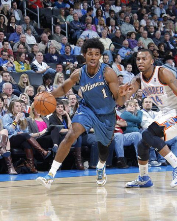 阿莫林：英超比我想象中更难踢，曼联各方面都太庞大（阿莫林直言英超比预想更难踢，曼联各层面规模过于庞大）