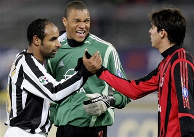 东体：国足年轻化不是面子工程，塞鸟、侯永永等应有一席之地（东体：国足年轻化不做表面文章，塞鸟、侯永永等应获一席之地）