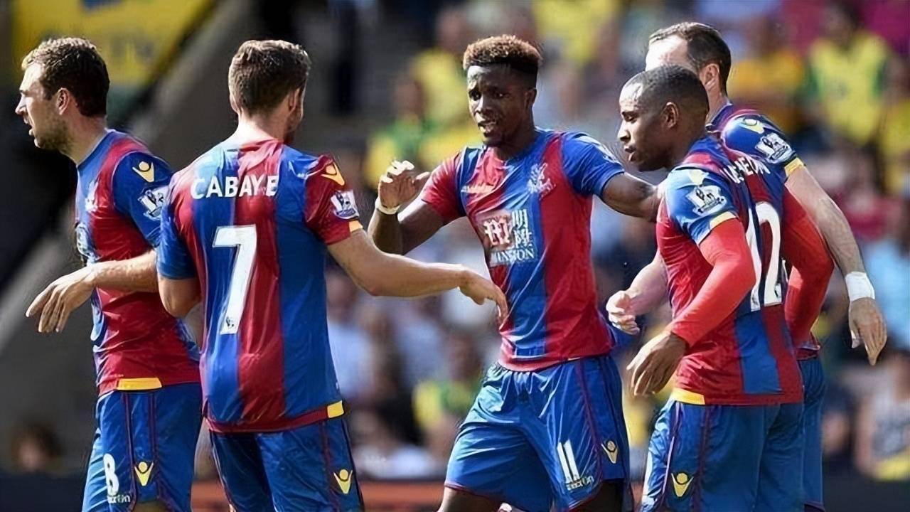 女子篮球联赛精彩进球回顾（女篮联赛高光进球集锦）