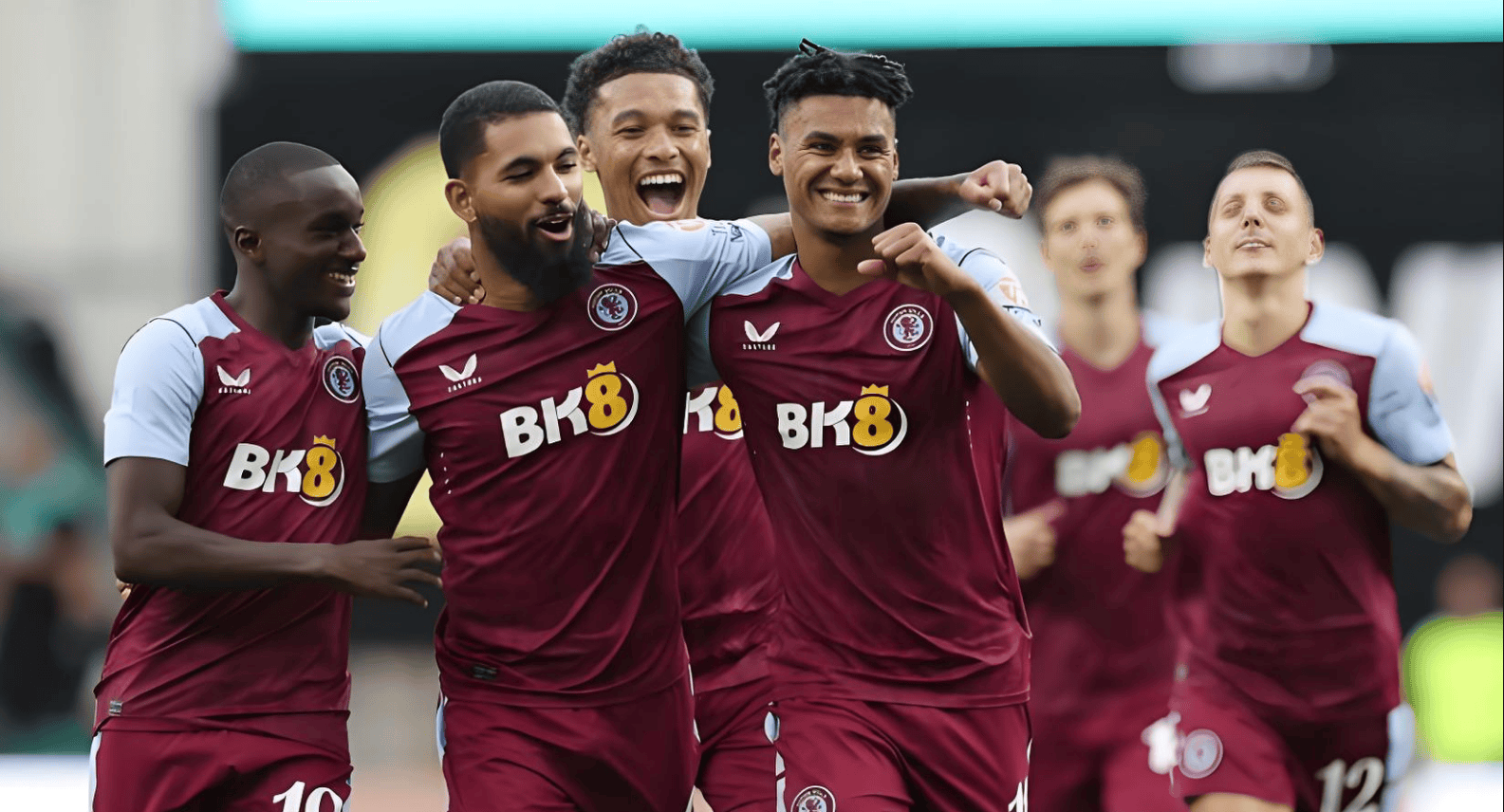 旧将：维尼修斯的表现与他的续约要求不符，多数皇马球员也是如此（前皇马球员：维尼修斯表现配不上续约要价，多数皇马球员也如此）