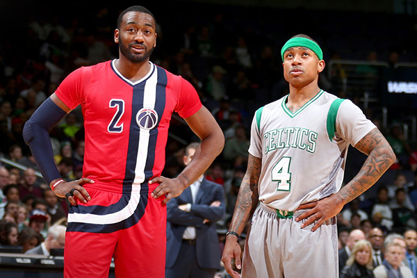 雷迪克：东契奇上半场就一瘸一拐，中场休息他跟我说打不了了（雷迪克：东契奇上半场已步履蹒跚，半场休息时对我说不能再打了）