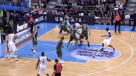 雷迪克：我们在防守端的容错率不高 今晚执行战术时不够注重细节（雷迪克：防守容错率低，今晚战术执行细节不到位）