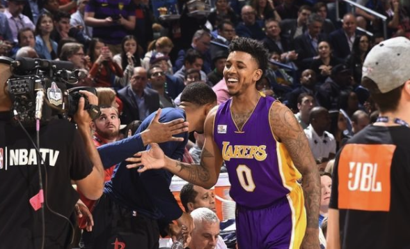 率升班马保级！官方：大连英博与主帅李国旭完成续约（官方宣布：率升班马成功保级的李国旭与大连英博续约）